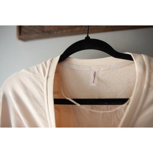 Free People On The Fly Layer Top XL - Picture 3 of 4